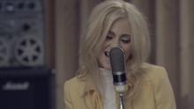 Pixie Lott - Royals