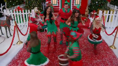 Glee Cast - Here Comes Santa Claus