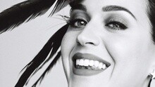 Katy Perry - 《Glamour》英国杂志12月封面拍摄宣传
