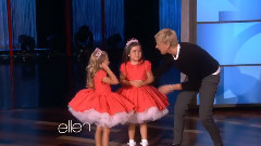 Sophia Grace & Rosie Perform 'Thrift Shop'