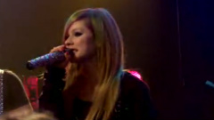 Avril Lavigne - Girlfriend Iheartradio