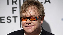 Elton John - Philadelphia Freedom 现场版
