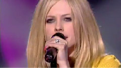 Avril Lavigne - Girlfriend On Air