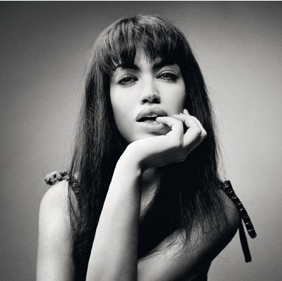 Aura Dione 