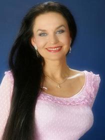 Crystal Gayle Brenda Gail Webb