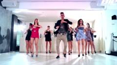 Bailando Zhumba