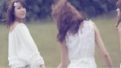 GIRLS IN LOVE