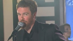 Josh Ritter Performs Rattling Locks