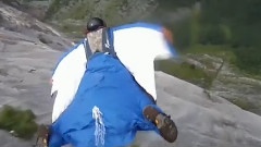 翼装极速高空跳伞