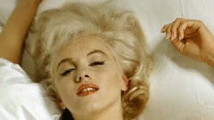 Marilyn And N度5 Inside CHANEL