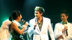 Nichkhun talk