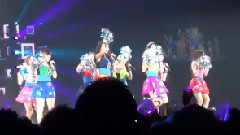 Love & Girls