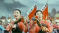 双双草鞋送红军