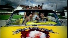  - Hollaback Girl