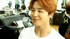 V Live BTS In Thailand Backstage 1