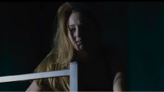 电影<分歧者:异类觉醒>精彩片段之Attacked In The Night