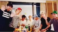 IKON LIVE SPOT In 福冈 On V App