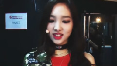 V APP Twice Vehind