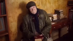 电影<住货车的女士>美国版预告片1
