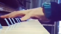 Qian Kun (SMROOKIES) playing Piano