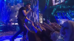 Perfect & Drag Me Down & History(Dick Clark's New Year's Rockin'Eve 2016)现场版