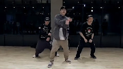 DUMB DANCE