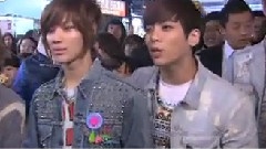 SHINee's Back Meet SHINee On The Guerilla Inter