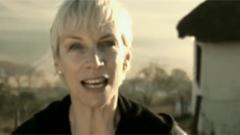 Annie Lennox - Sing