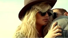 Kate Upton cặp ke sao 'Chạng vạng'