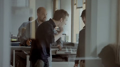 Tomtom Does The Robot