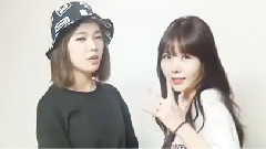 Lizzy & Raina