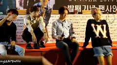 Lotte Mall Fan Sign Event