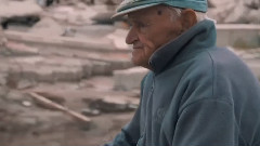 < Epecuen >