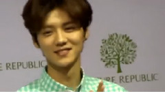 Nature Republic Fan Sign In Hong Kong