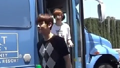 下游览车