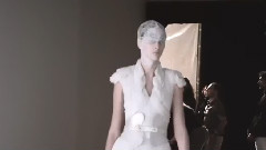 Backstage Alexander McQueen Spring Summer 2012