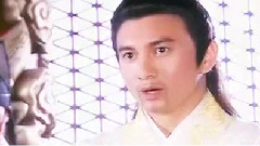 回首月明中