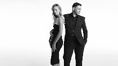 Roland Mouret Banana Republic Collaboration