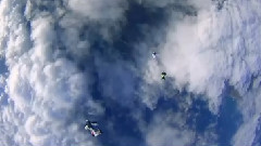 滑翔牛人平流层震撼飞行