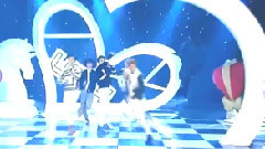 Falling in love - MBC Show Champion 现场版 14/10/22