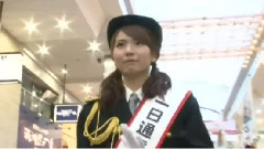 愛媛新聞 AKBの2人が110番の日PR 菊地あやか 名取稚菜