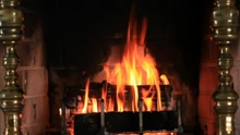 It Came Upon a Midnight Clear (Yule Log Video)