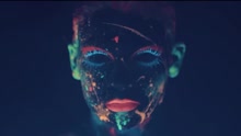 Tiggi Hawke - Neon Dancer