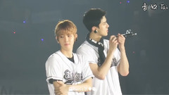 Sehun Playing With His Mic And Baekhyun