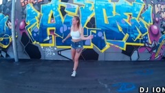 Shuffle Dance 2