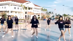 妹纸们鬼步舞