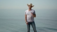 Dustin Lynch - Small Town Boy