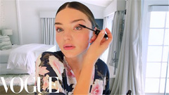 Miranda Kerr Applies Her Glowing Wedding Day Makeup