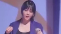 少妇教师性感黑丝西装搭配 职业女装也能秀性感!
