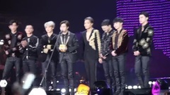 171201 MAMA IN 香港 EXO获最佳年度专辑!粉丝应援!讲话!